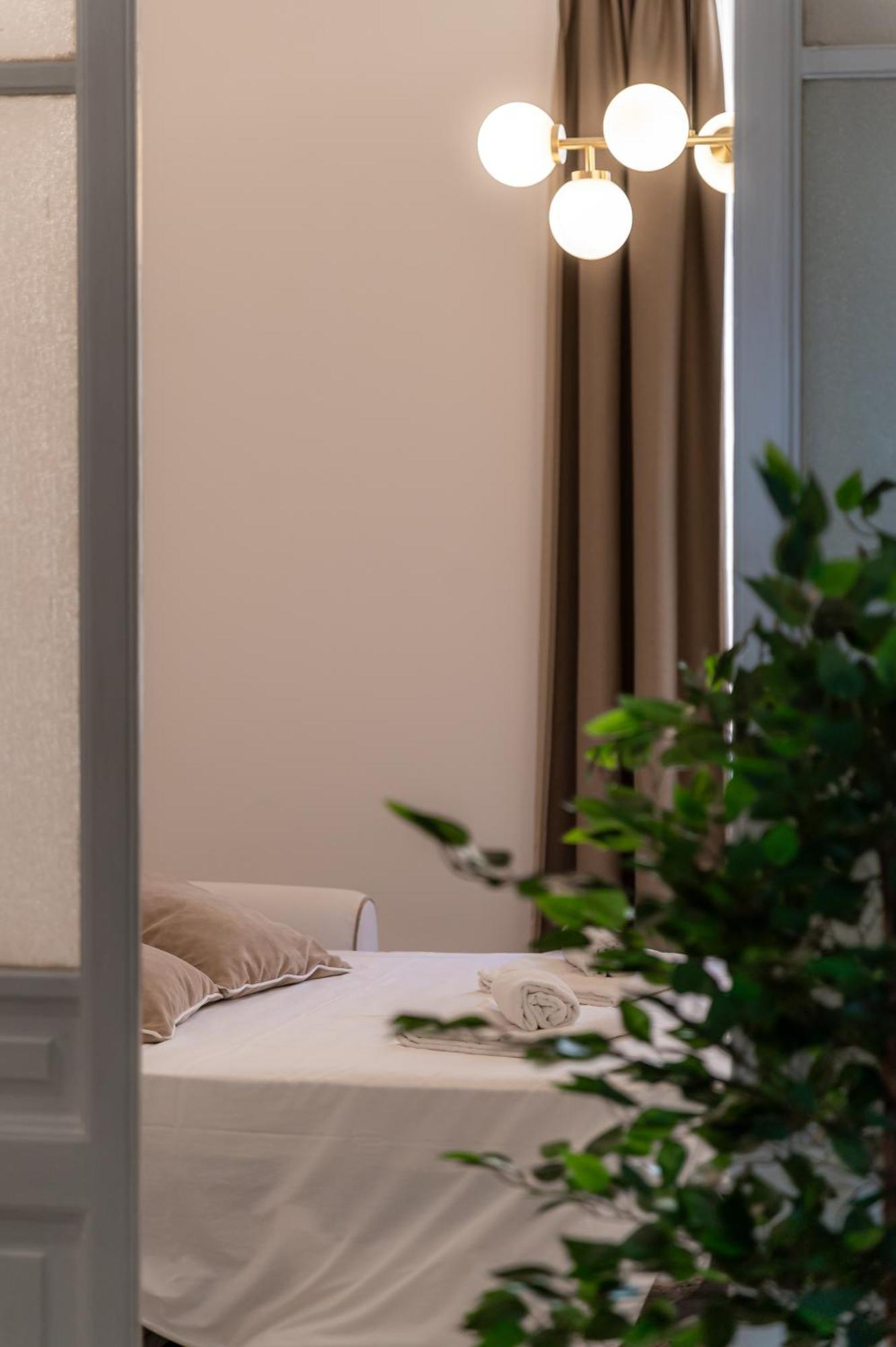 Elegant Palumbo * Rome